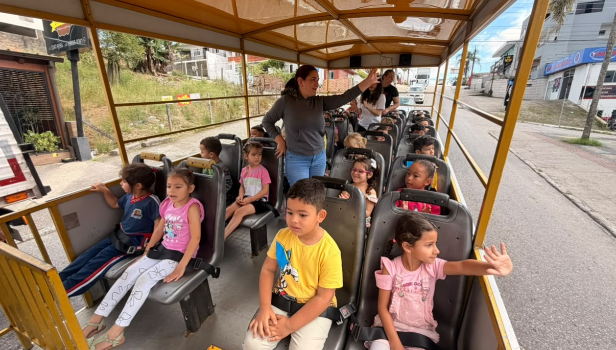 CEMs e CEIs de São José transformam outubro em um mês de diversão para as crianças